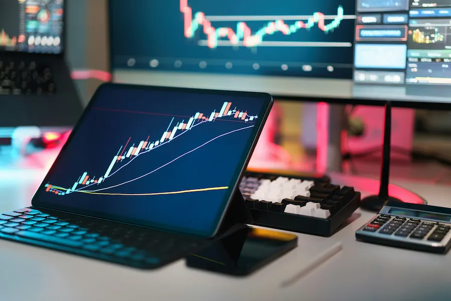 Dual-monitor trading workstation